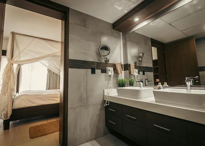 Aldea Thai Ocean Luxury Residences