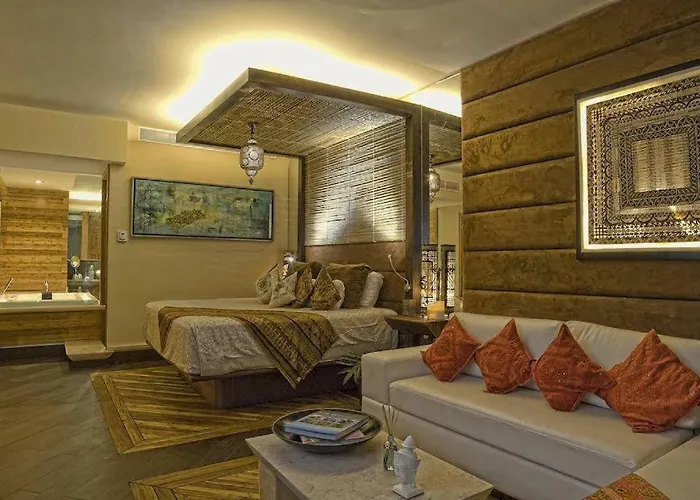 Aldea Thai Ocean Luxury Residences *